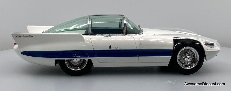 1956 Alfa Romeo 6C 3000 Superflow I Pininfarina, White/Silver 1:18 Resin Cast Model by Maxima