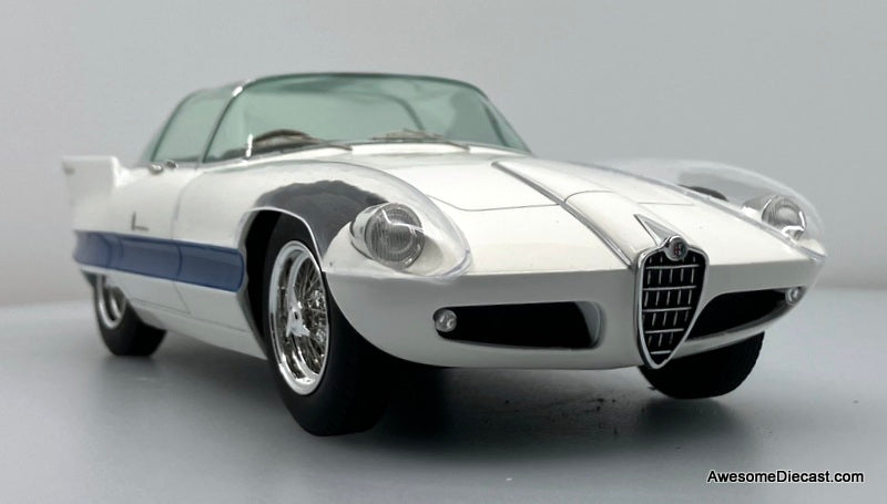 1956 Alfa Romeo 6C 3000 Superflow I Pininfarina, White/Silver 1:18 Resin Cast Model by Maxima