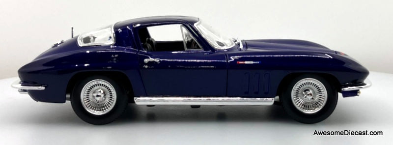 1965 Chevrolet Corvette, Metallic Blue 1:18 Diecast Model Car by Maisto