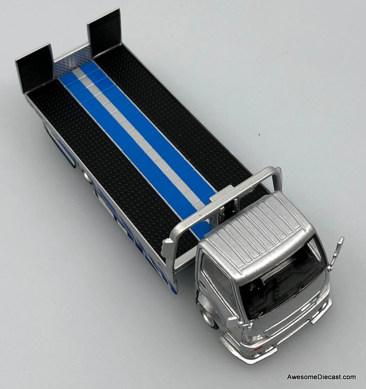 Hino H300 Flatbed Car Transporter: Silver/Blue 1:64 Diecast Model Truck by Supcar