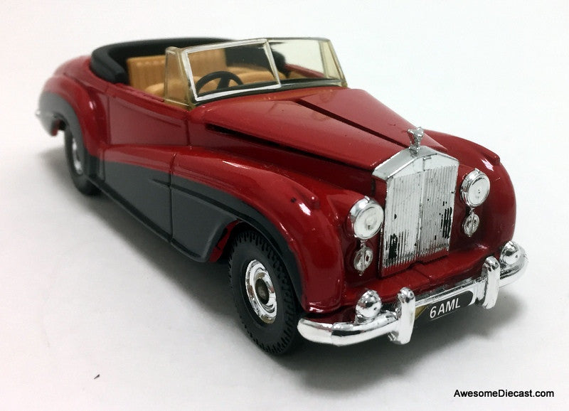 Corgi Cars of the 1950's - 3 Car Gift Set Assorted Scales