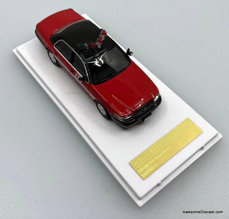 Ford Crown Victoria: Chicago Fire Department (Christmas Special) 1:64 Diecast Model Car by Rollin
