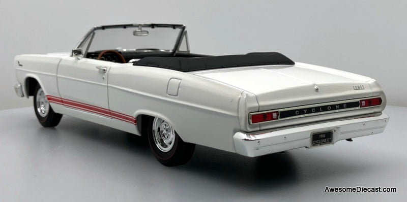 1966 Mercury Cyclone GT Convertible, White 1:18 Diecast Model Car by Road Signature