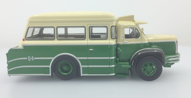 Hachette 1:43 Berliet GLM10 Mobile Bus Support Vehicle: RATP Transportation