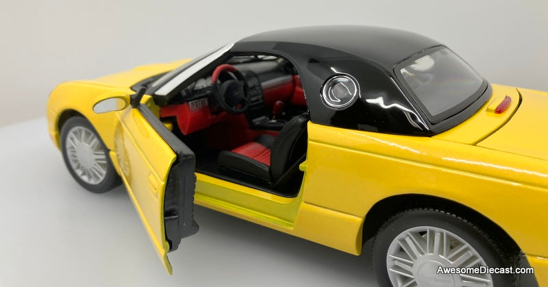 Ford Thunderbird Convertible (Hard Top On), Metallic Yellow 1:18 Diecast Model Car by Maisto