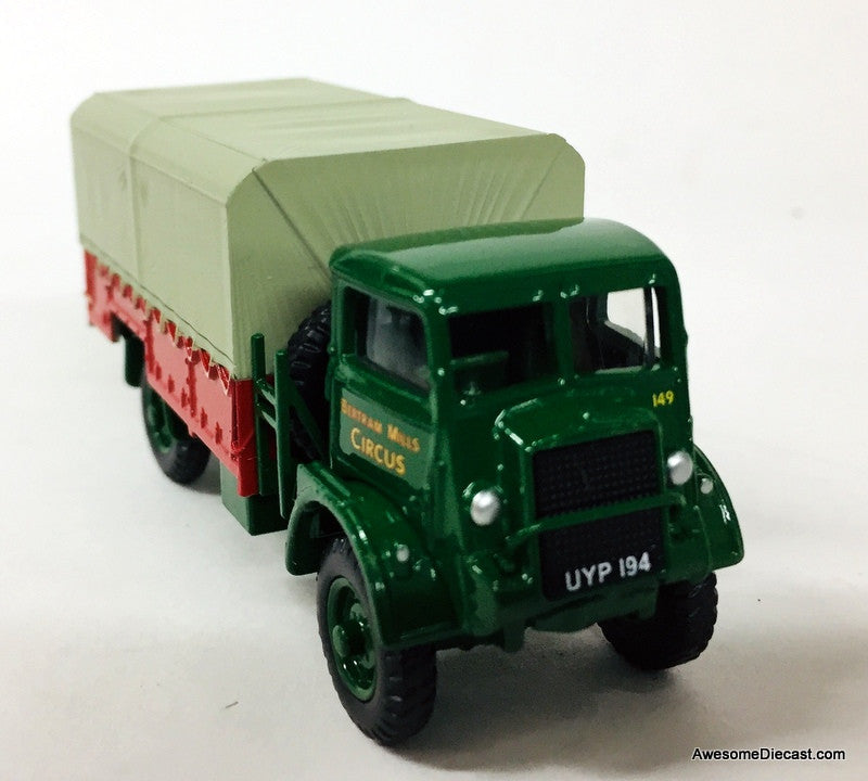 Oxford 1:76 Bedford QLD Truck w/ Trailer: Bertram Mills Circus