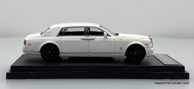 Rolls Royce Phantom V11, White 1:64 Diecast Model Car by Street Warrior