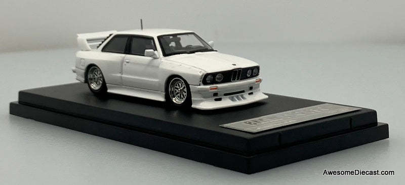 BMW LTO E30, White 1:64 Diecast Model Car by Street Weapon