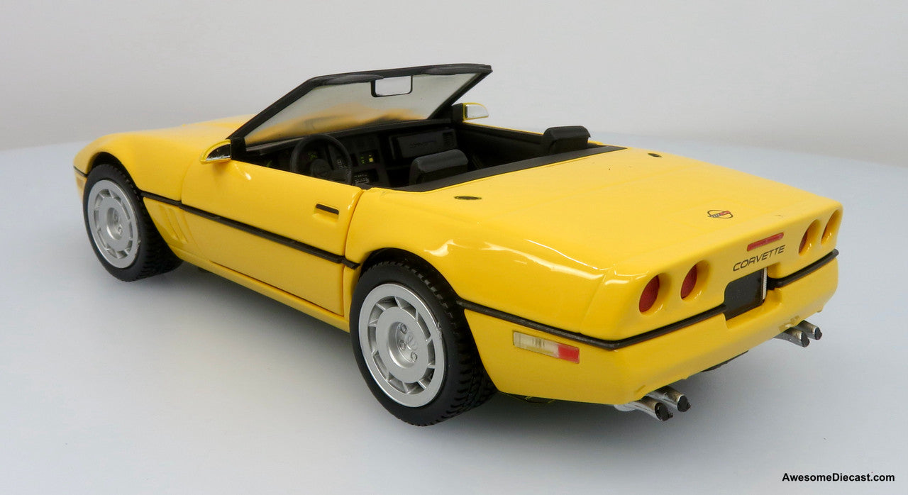 1986 Chevrolet Corvette - Yellow Convertible 1:24 Diecast Replica by Franklin Mint