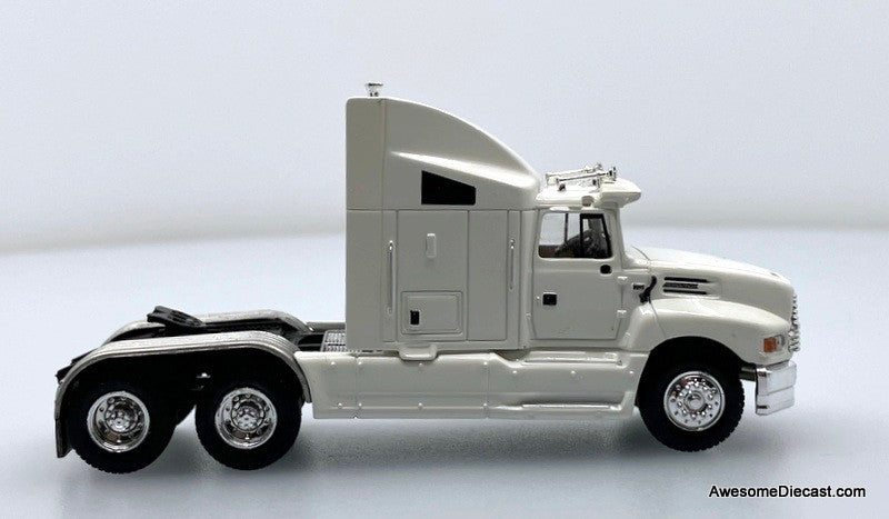 Ford Aeromax Sleeper Tractor, White 1:87 ABS Plastic Model Truck by Brekina