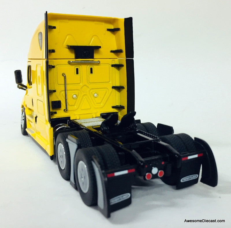 Freightliner Cascadia w/Sleeper Tractor, Yellow 1:50 Diecast Model Truck by Diecast Masters