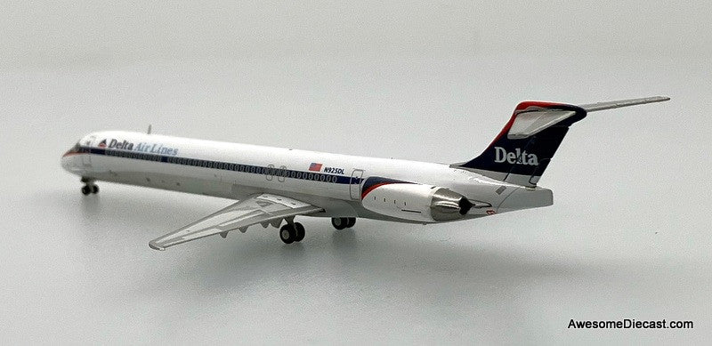 McDonnell Douglas MD-88: Delta Airlines (Reg #N925DL) Interim Livery 1:400 Diecast Model Plane by Gemini Jets
