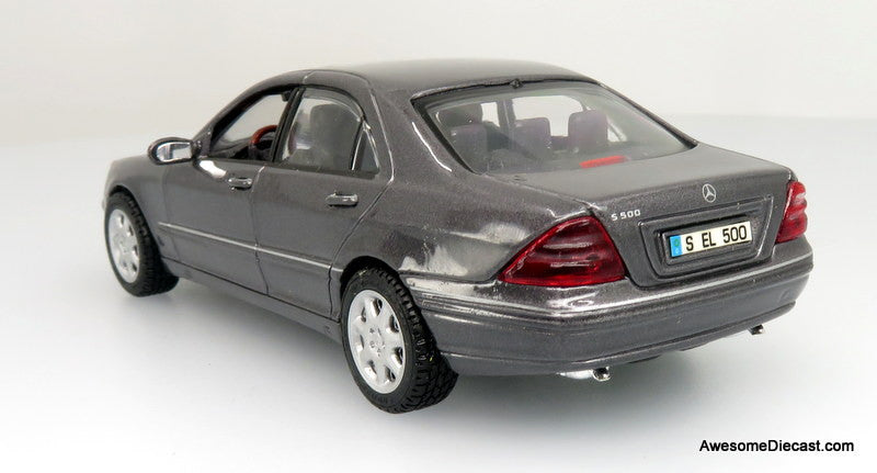 Maisto 1:43 Mercedes Benz S Class 1998