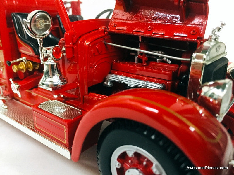 1935 Mack Type 75BX Fire Truck: Hanover Fire Department 1:24 Diecast Model Fire Engine by Signature models