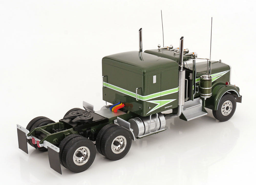 1974 Kenworth W900A Sleeper Tractor - Movin' On (Green) 1:18 Diecast Truck Model by Road Kings