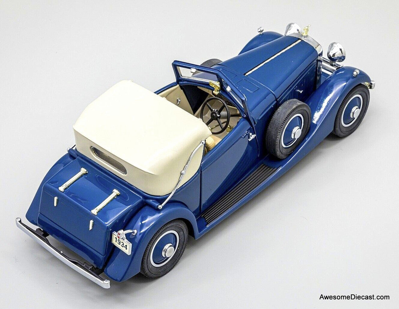 1934 Hispano Suiza J12 Coupe, Blue 1:24 Diecast Car Model by Danbury Mint