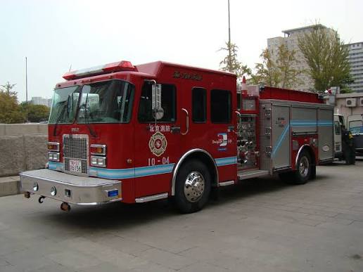 Spartan Metro Star Pumper: Beijing Fire Service 1:64 Diecast Replica by Masterpiece