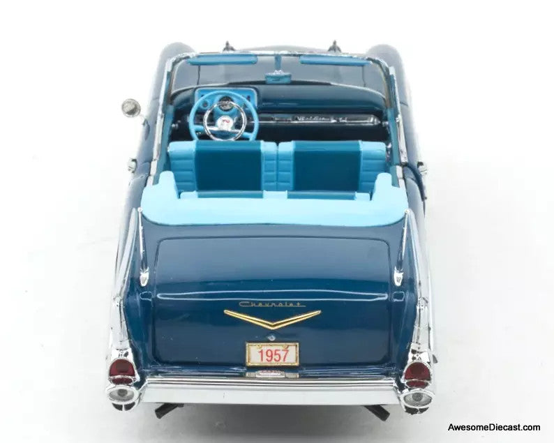 Danbury Mint 1:24 1957 Chevrolet Bel Air Convertible, Blue