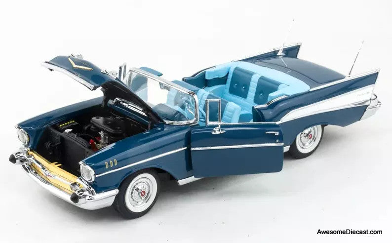 1957 Chevrolet Bel Air - Blue Convertible 1:24 Diecast Model by Danbury Mint